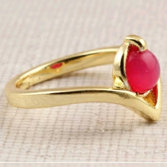 Pink Chalcedony circlet ring - Picture 5 of 7